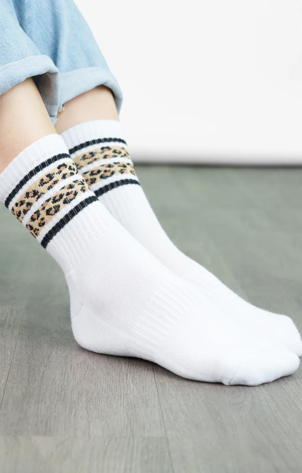 Sporty leopard socks - White