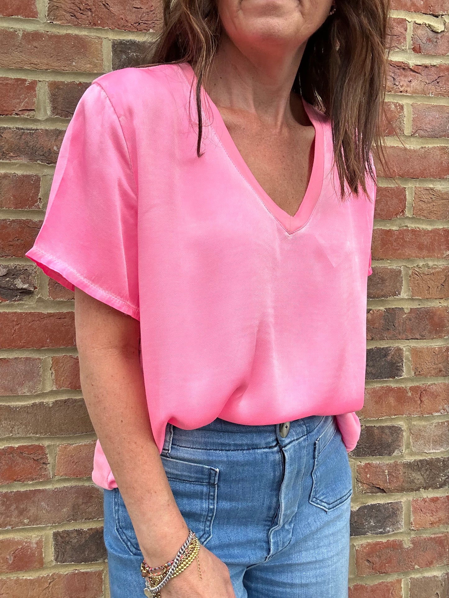 Elle v-neck t-shirt