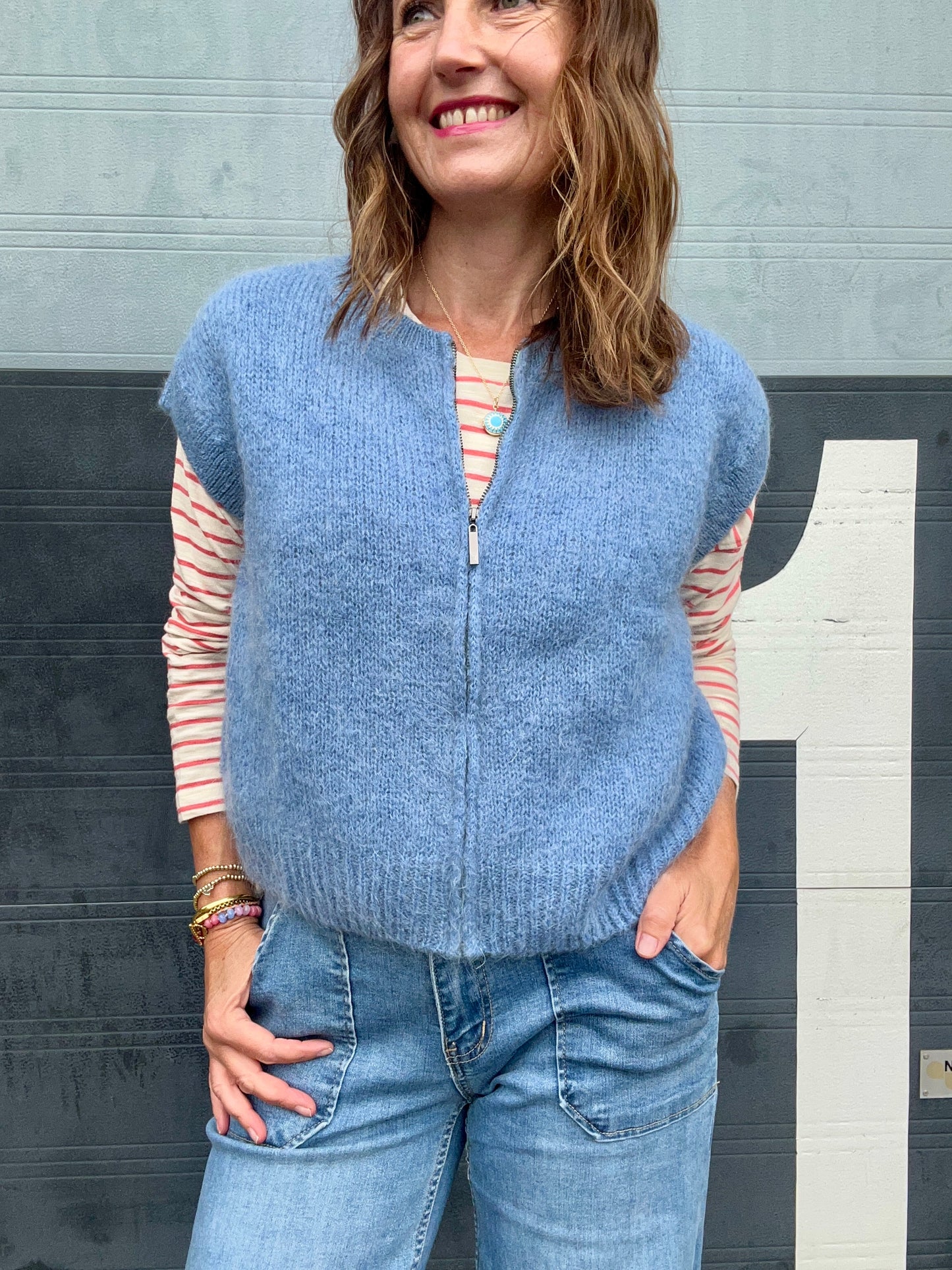 Cherry zip up sleeveless knit - Denim