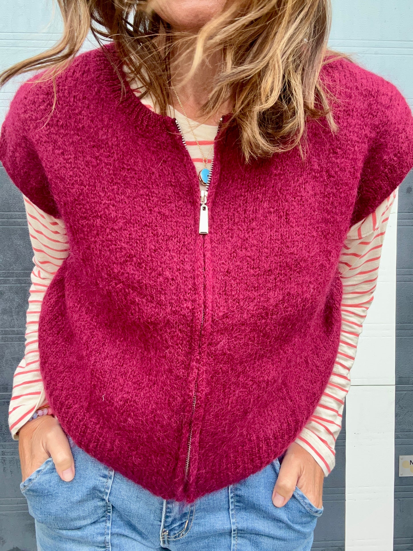 Cherry zip up sleeveless knit - Bordeaux