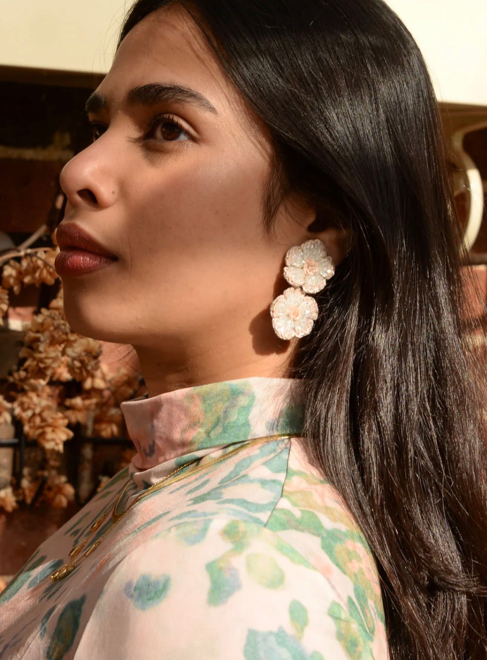 Blush beaded flower earrings