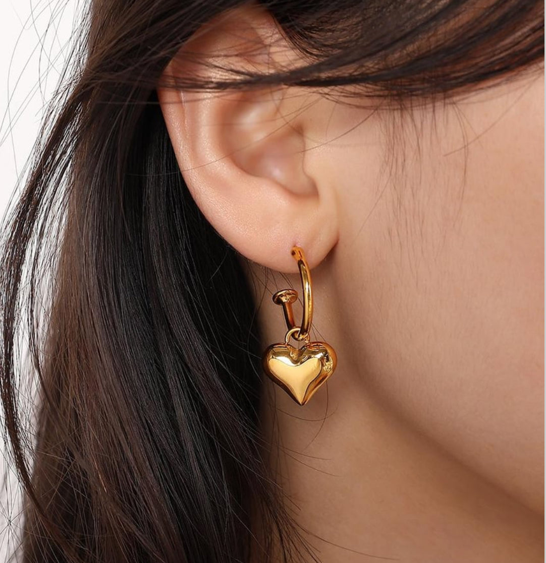 Chunky heart earrings - Gold