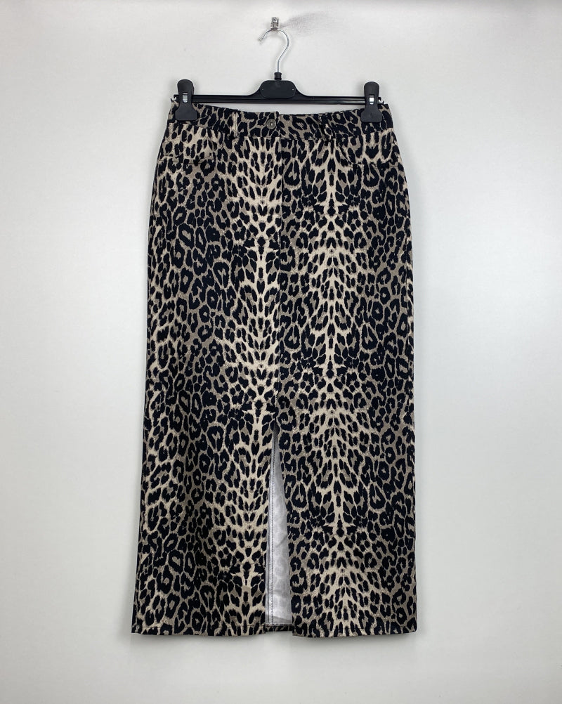 Talia leopard skirt