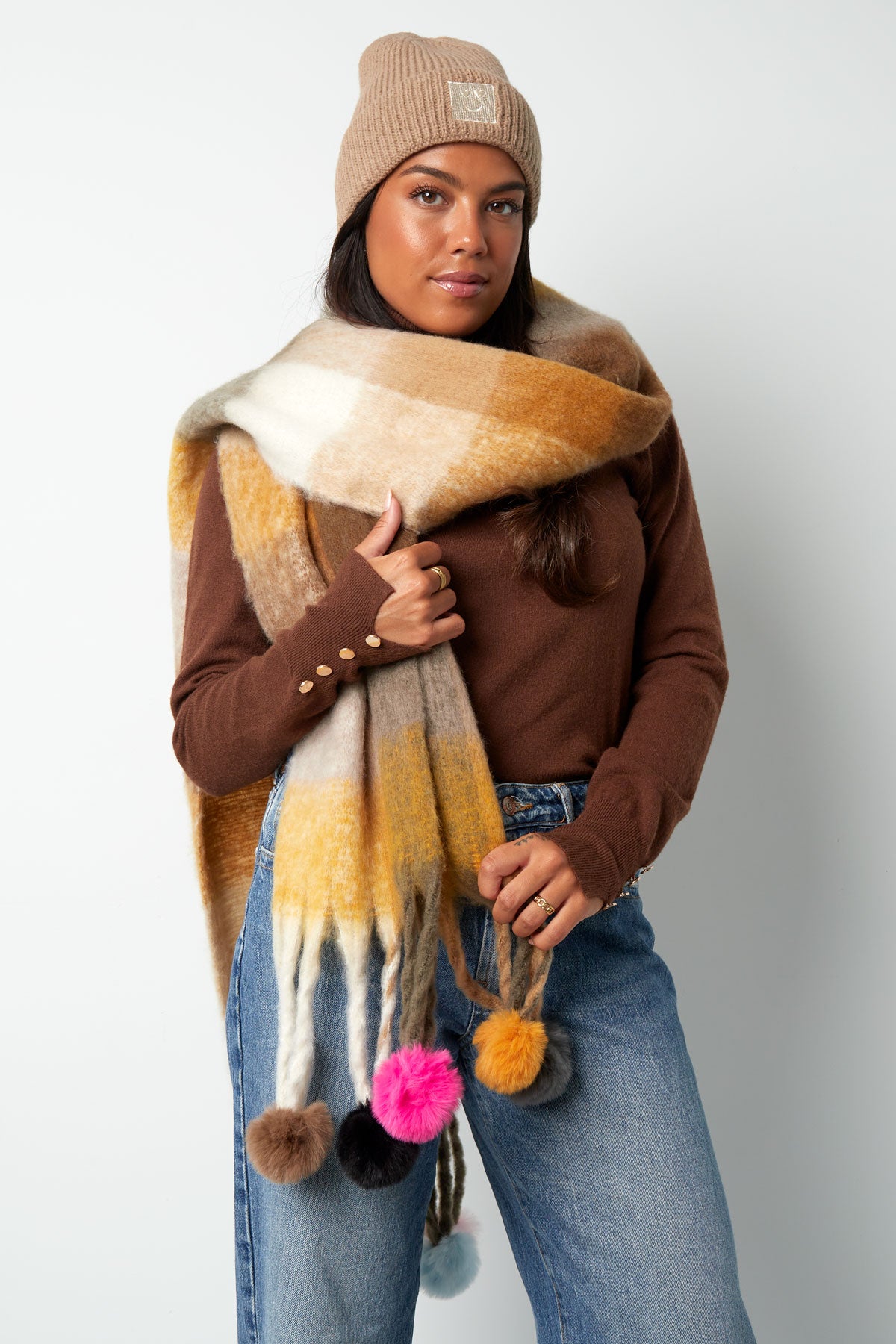 Pompom fun scarf - Beige