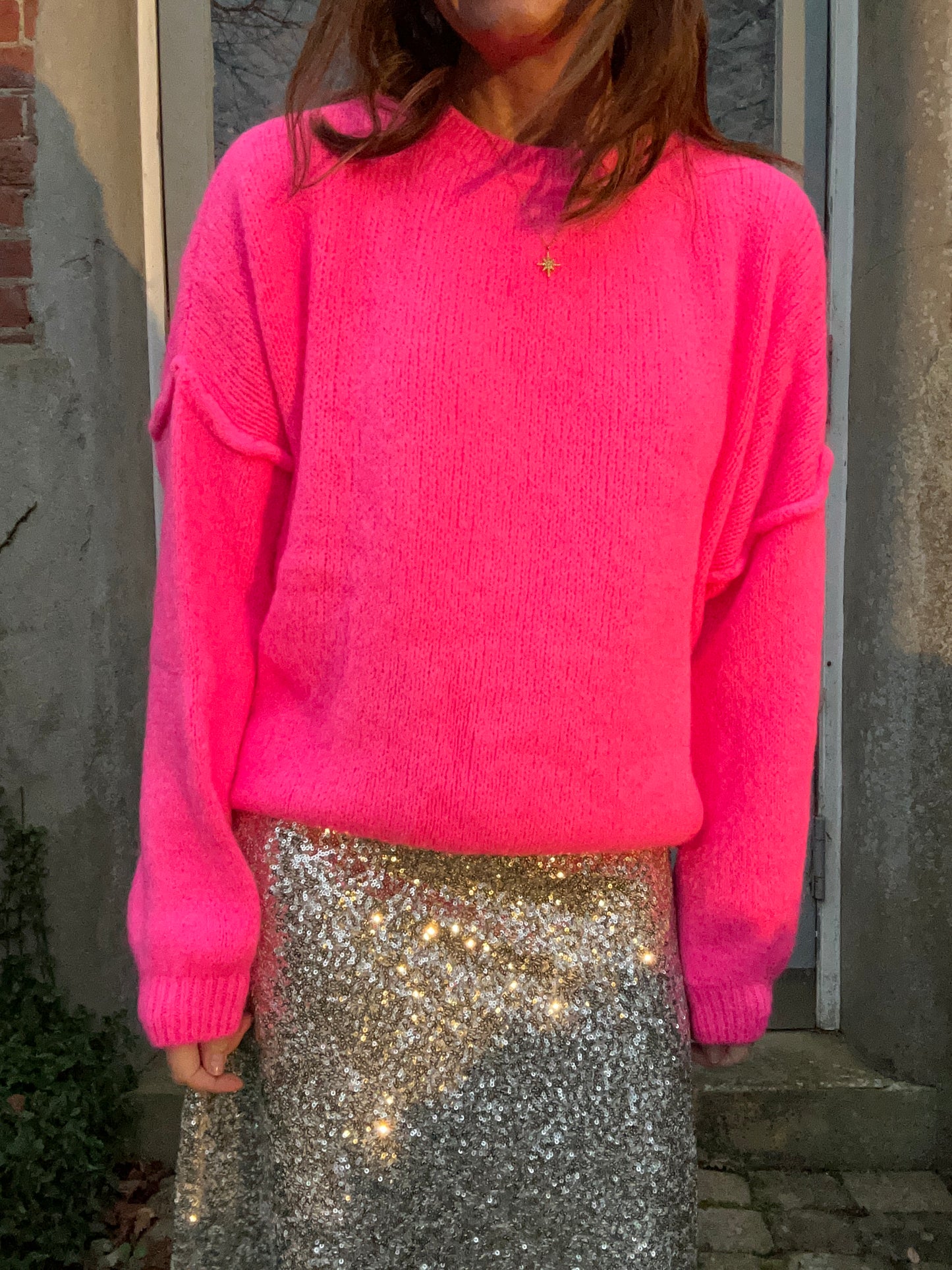 Gwen slouchy sweater - Neon Pink