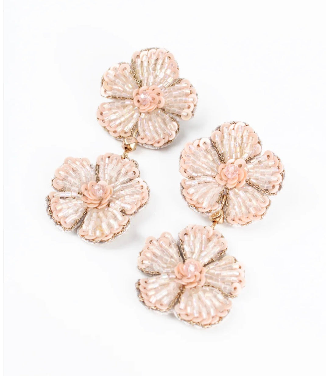 Blush beaded flower earrings