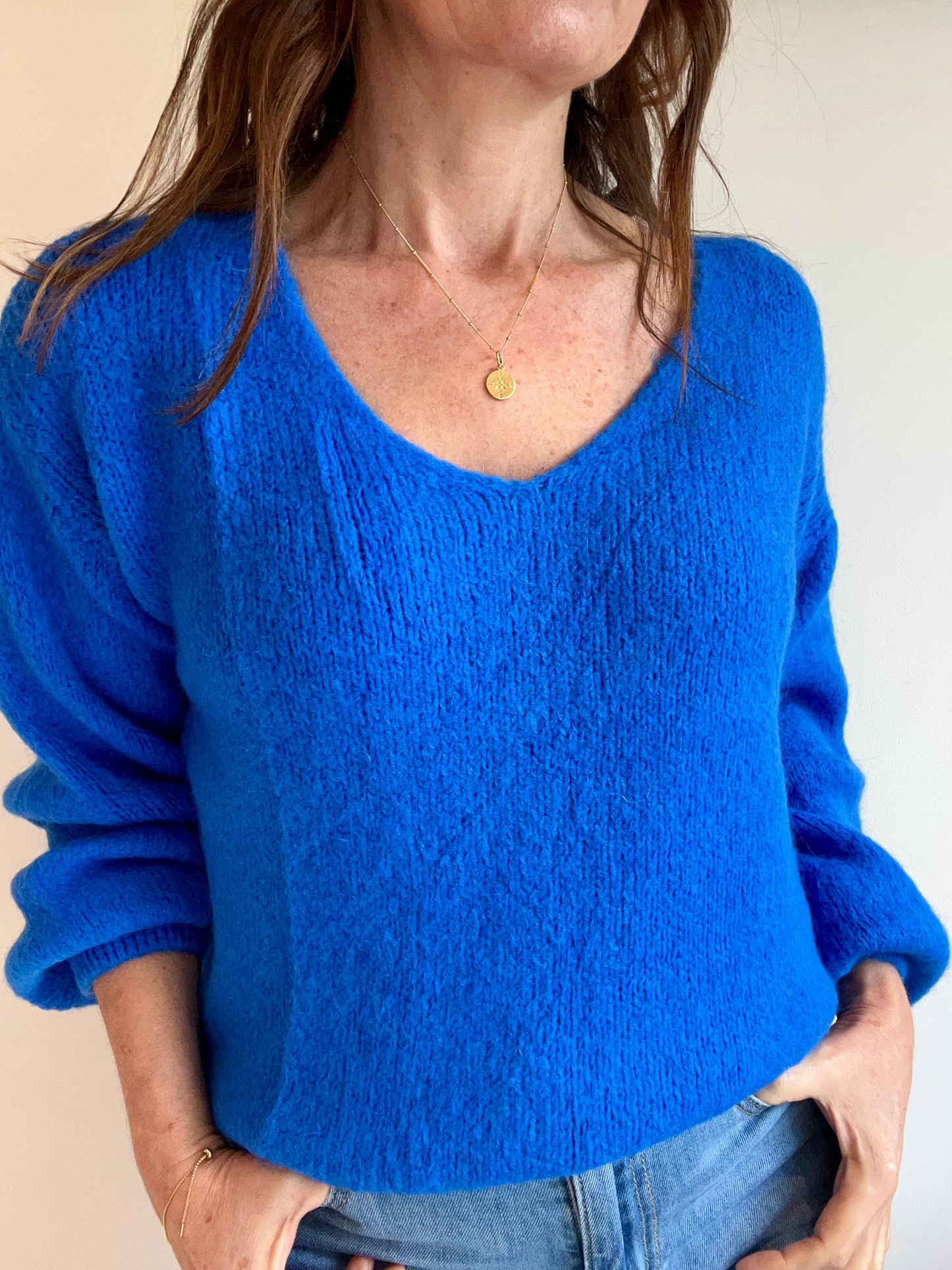 Issie simple v-neck - Cobalt