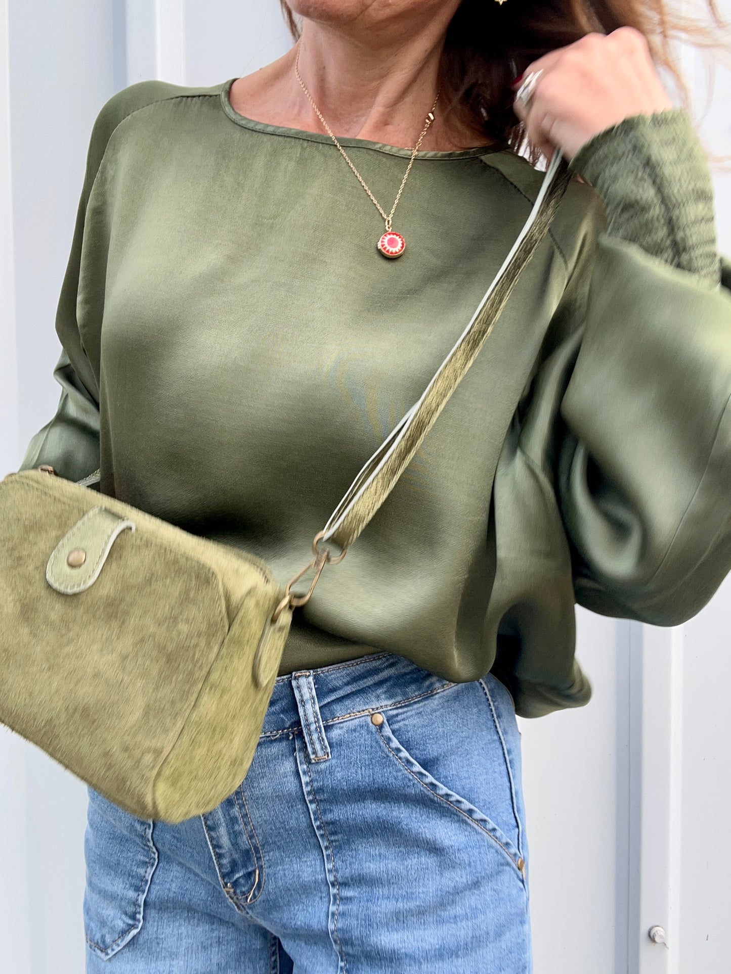 Riley suede crossbody bag - Olive
