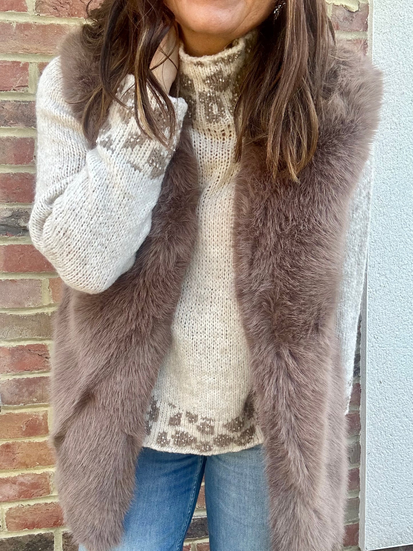 Venus faux fur gilet - Cocoa