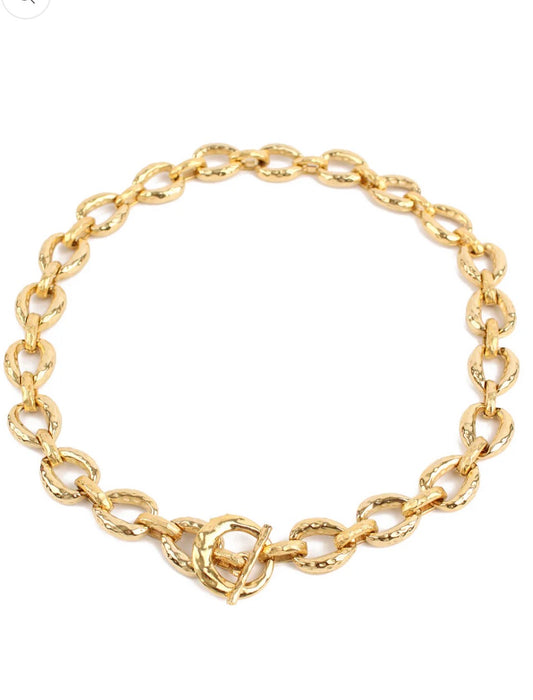 Chunky gold necklace