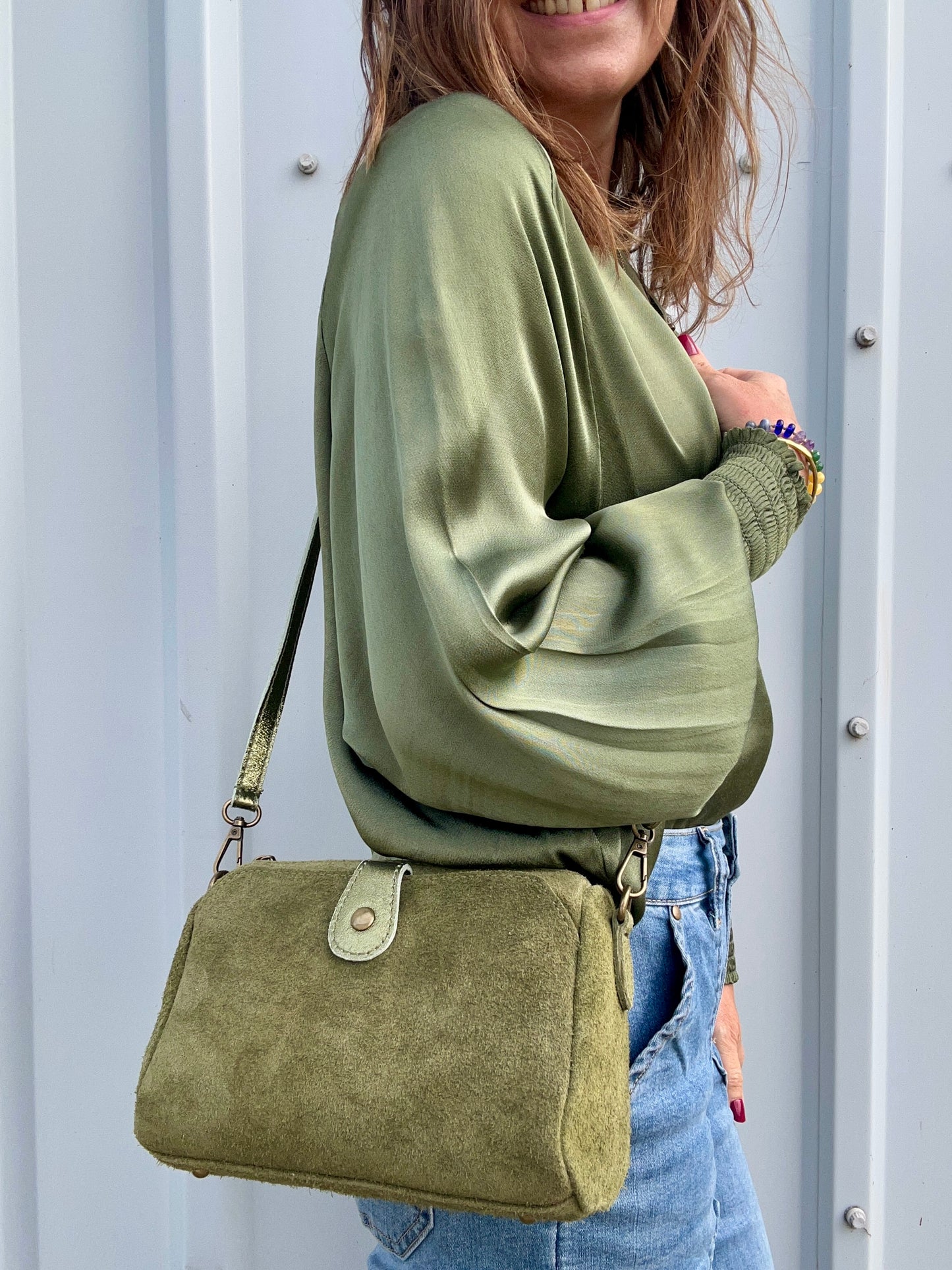 Riley suede crossbody bag - Olive