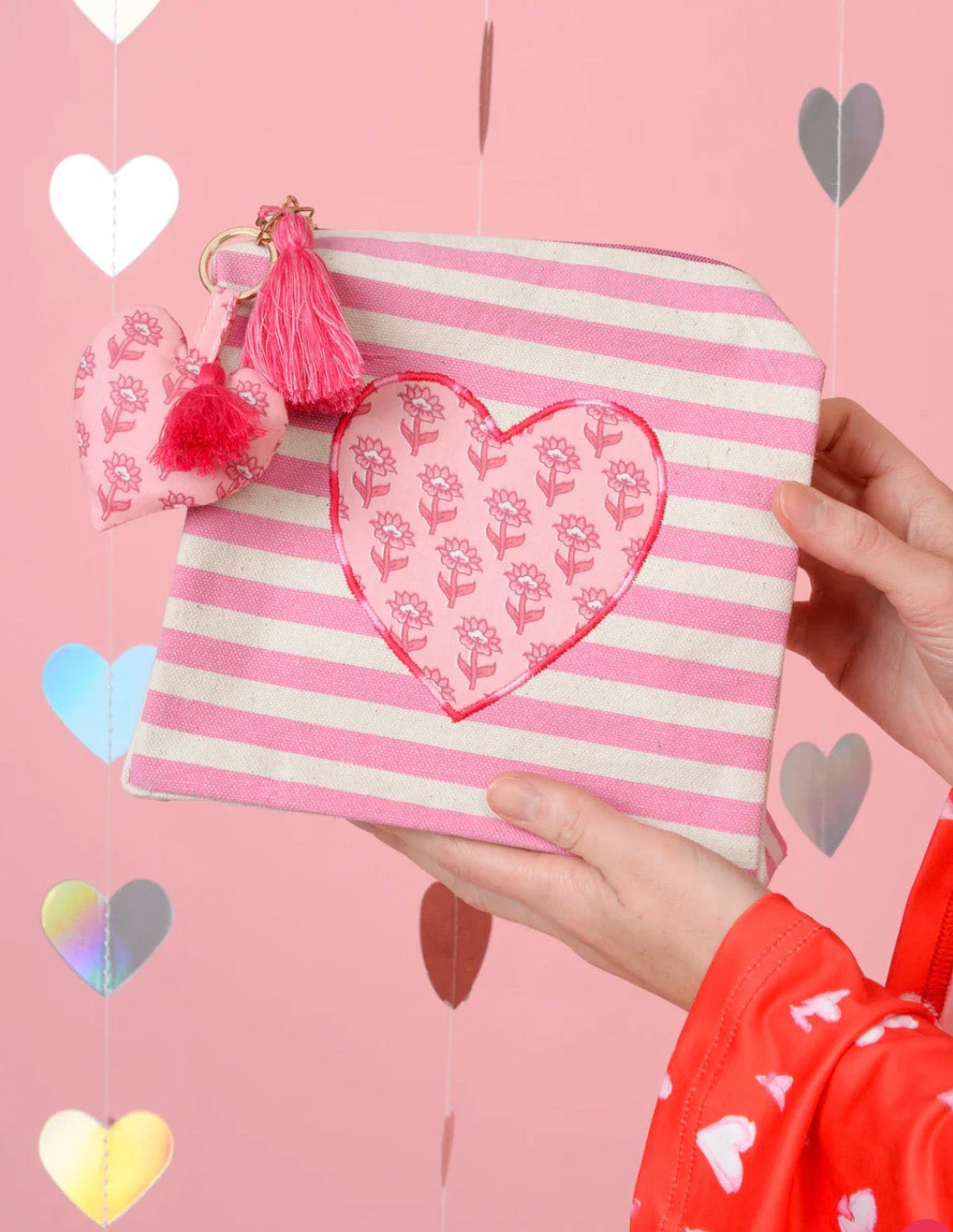 Pretty stripe heart pouch - Pink