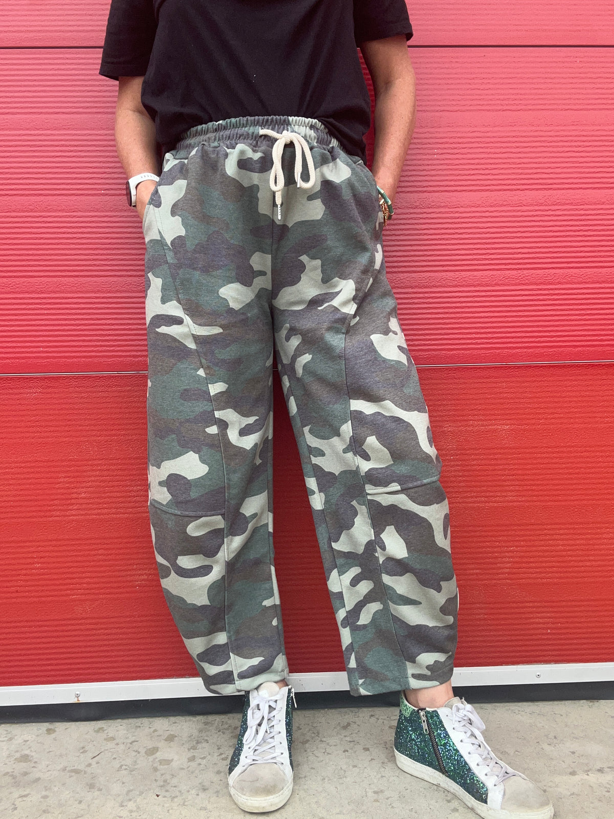 Camo barrel joggers