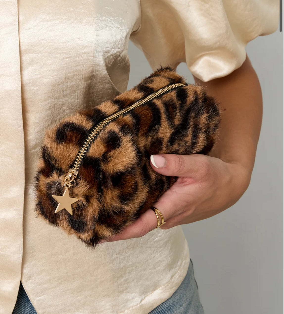 Fluffy make up bag - Small