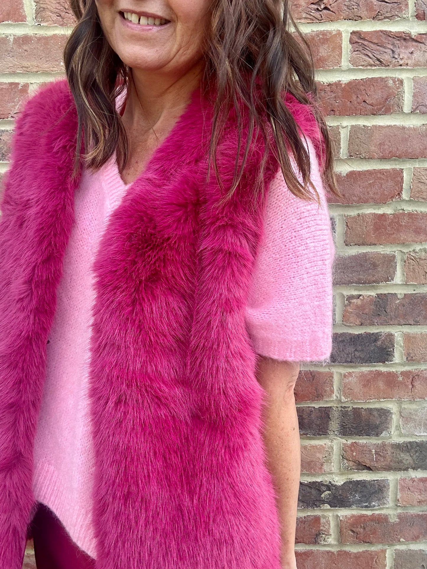 Venus faux fur gilet - Raspberry