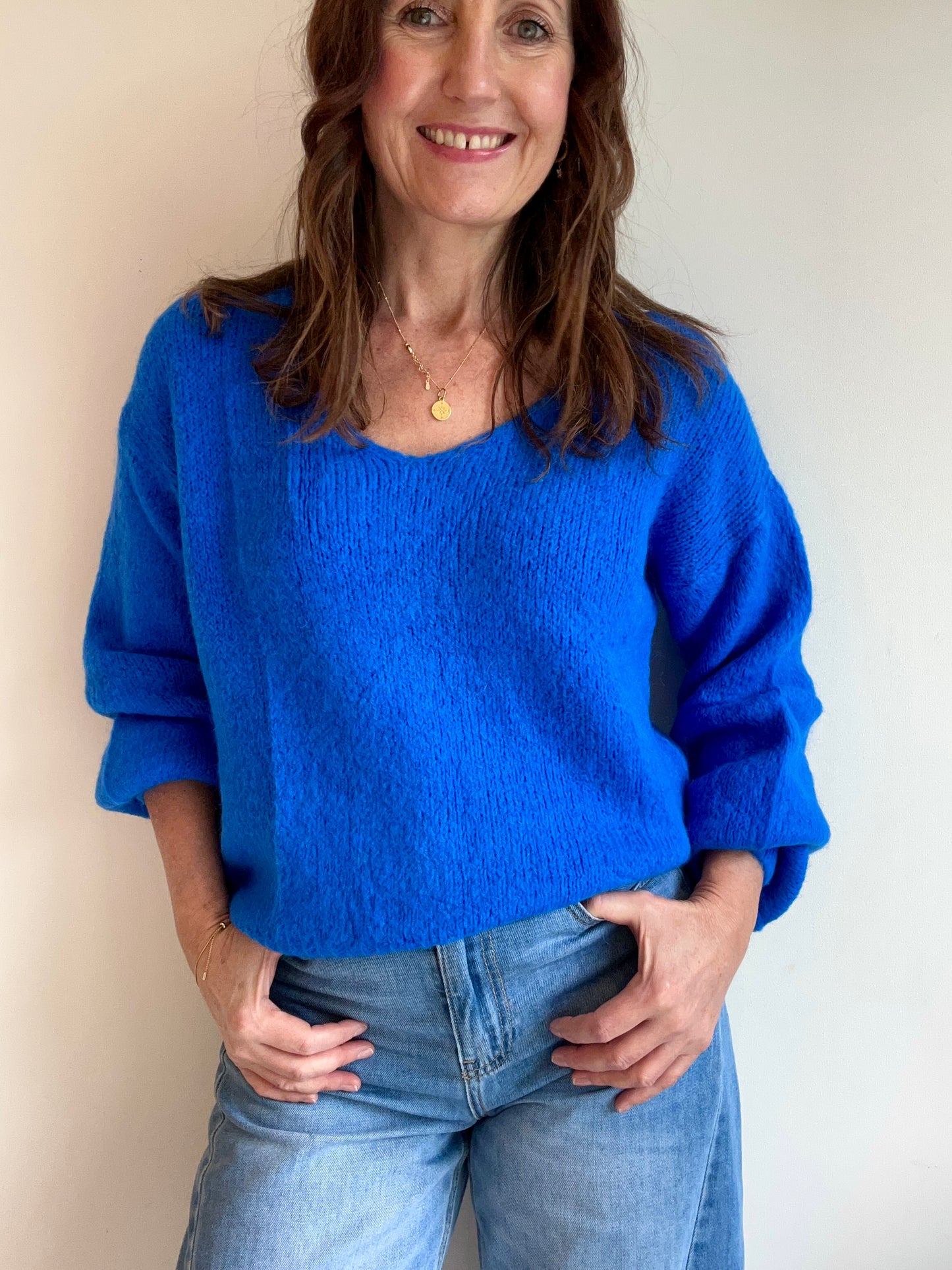 Issie simple v-neck - Cobalt