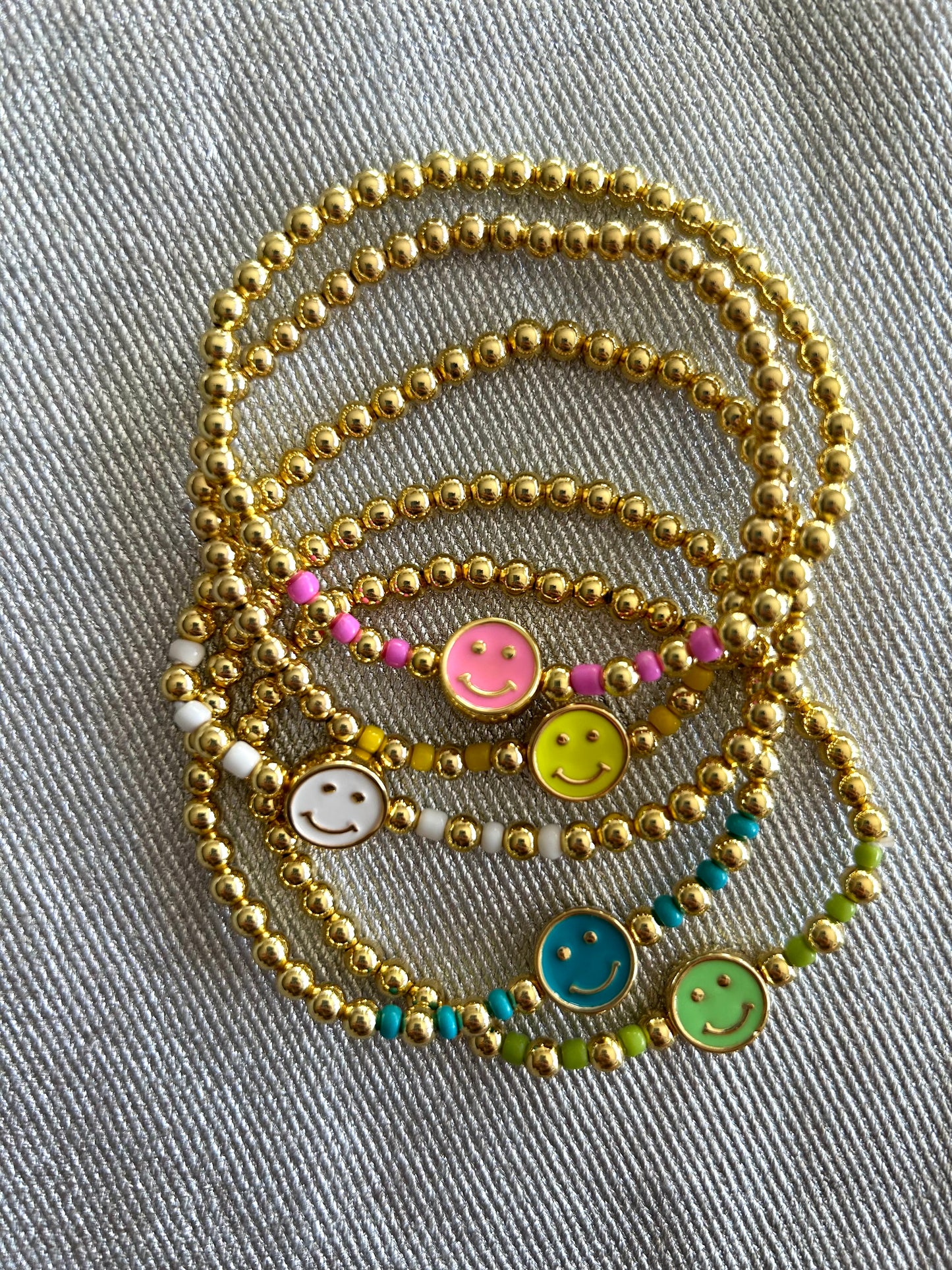 Happy face bracelet - 5 colours