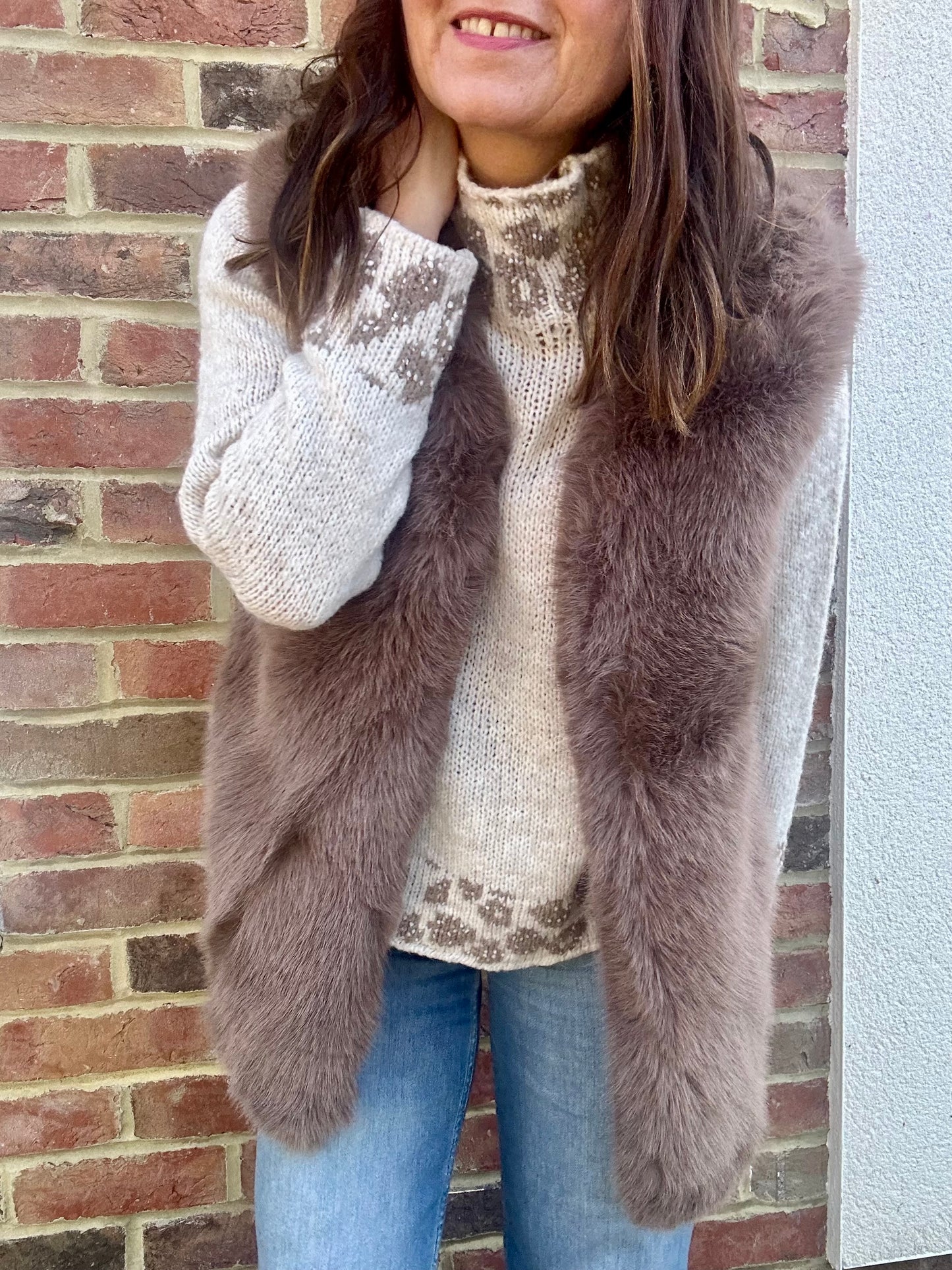 Venus faux fur gilet - Cocoa