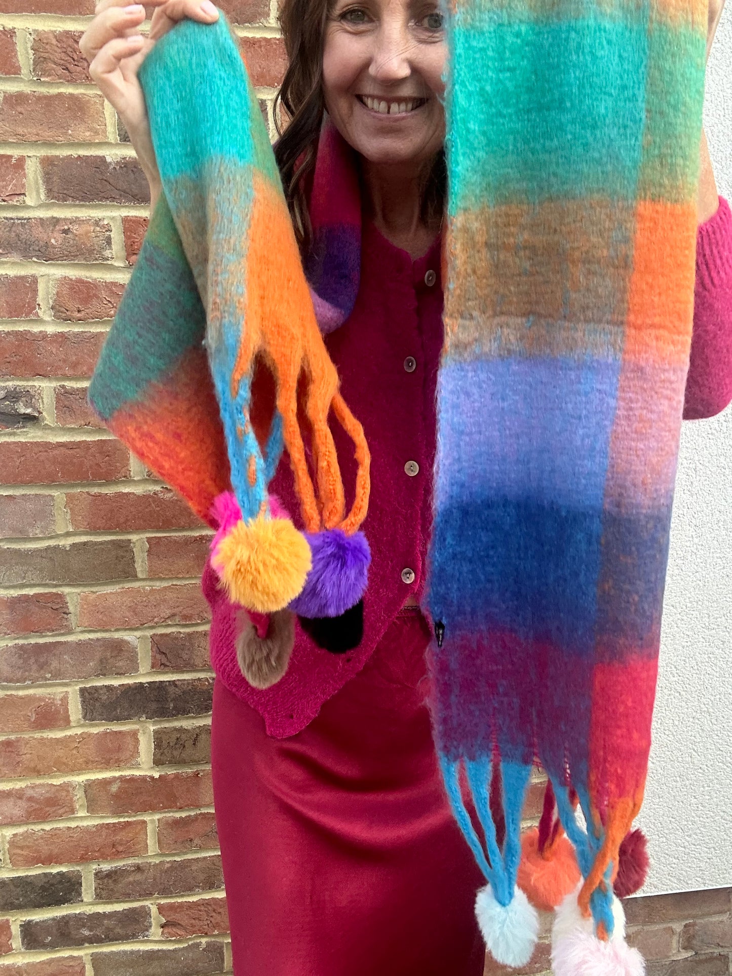 Pompom fun scarf - Brights